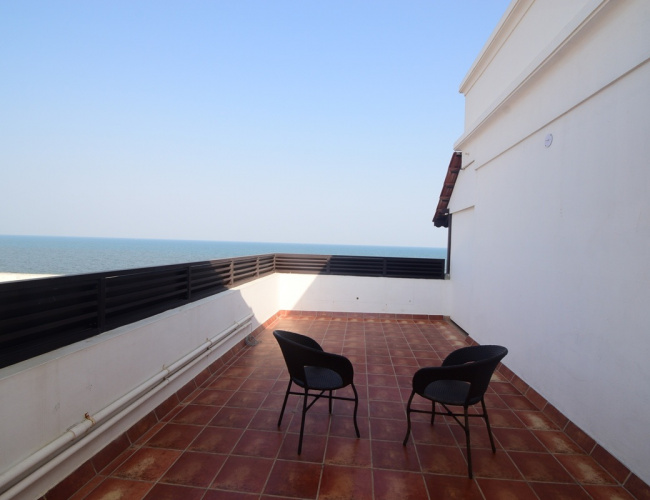 Deluxe Non Sea Facing with Exclusive Sea Facing Balcony (Double Single-Occupancy)_5